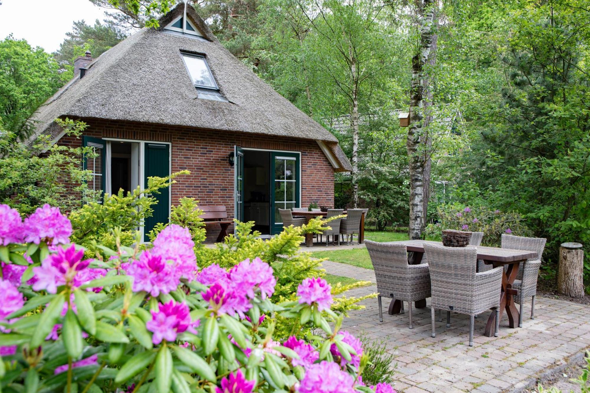 Hotel Summio Landgoed Het Grote Zand Hooghalen Zimmer foto