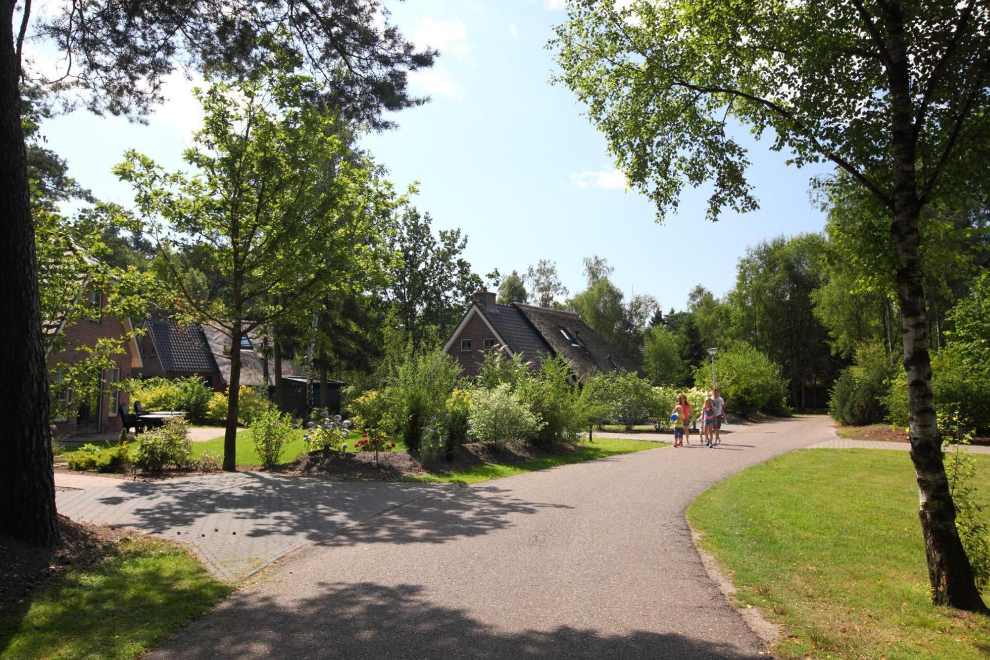 Hotel Summio Landgoed Het Grote Zand Hooghalen Exterior foto